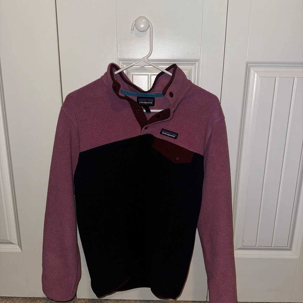 Patagonia Purple and Navy Fleece Pullover